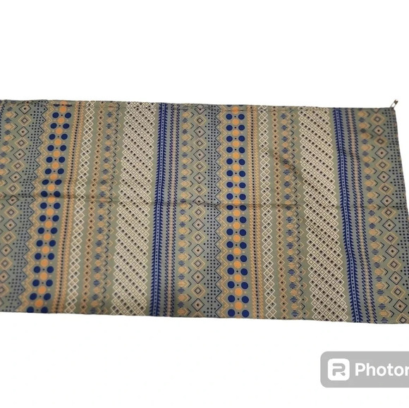 VINTAGE 70S LIGHT GREEN CIRCLES DESIGNED SCARF - Picture 2 of 4